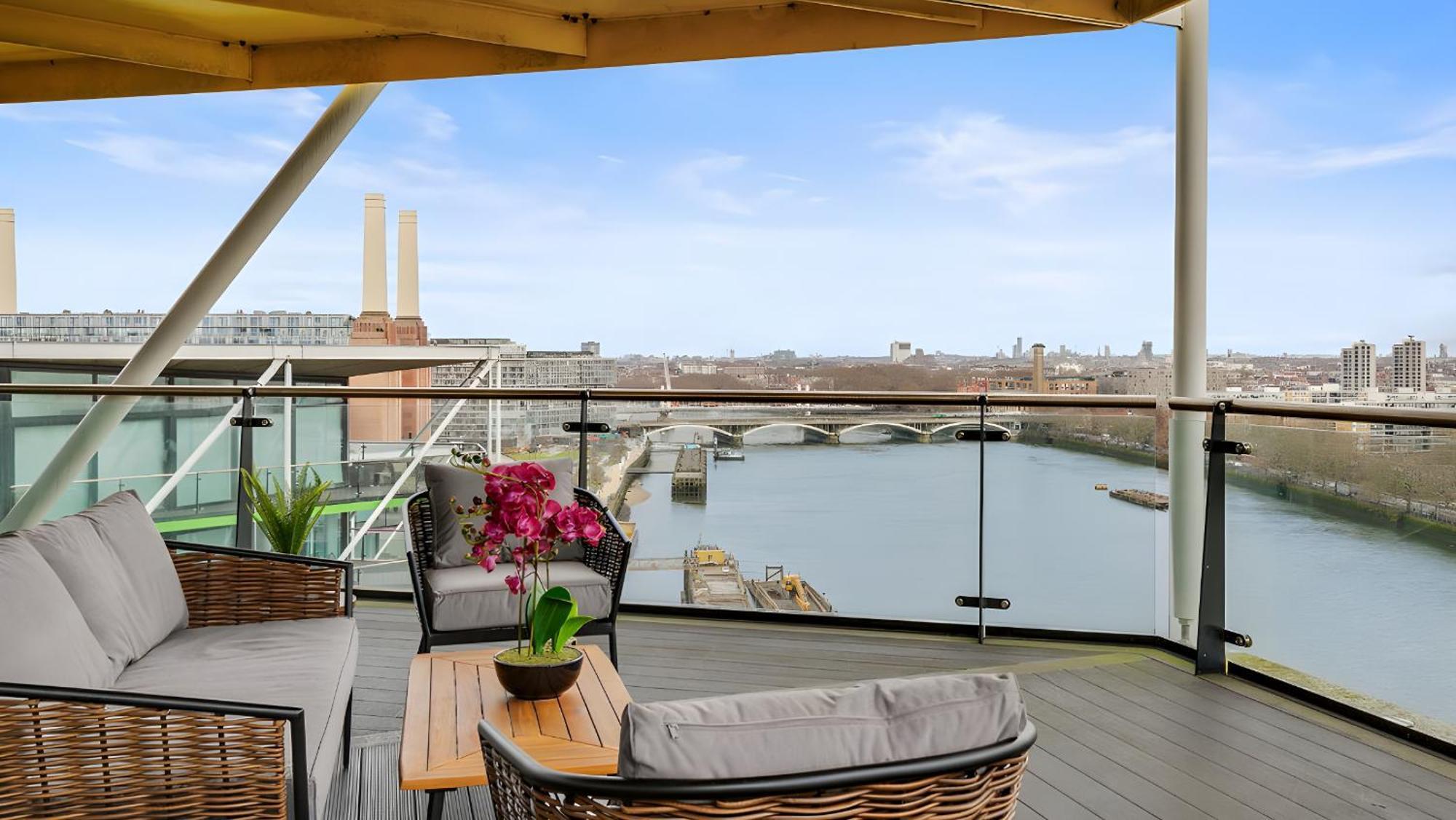 Riverlight Nine Elms Battersea Power Station London Exterior photo